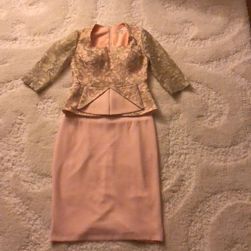 Elegant Cream Lace Peplum Dress - Picture 2 of 7
